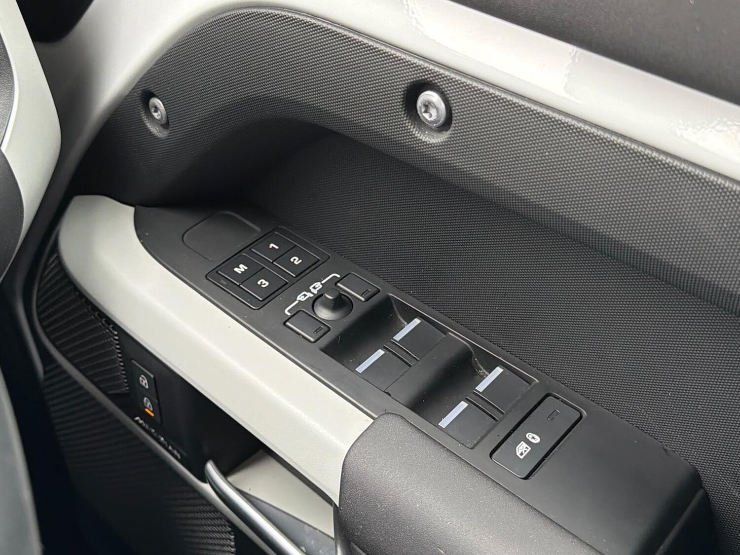 Used Land Rover Defender 2024 for sale - 78191661: Photo 26