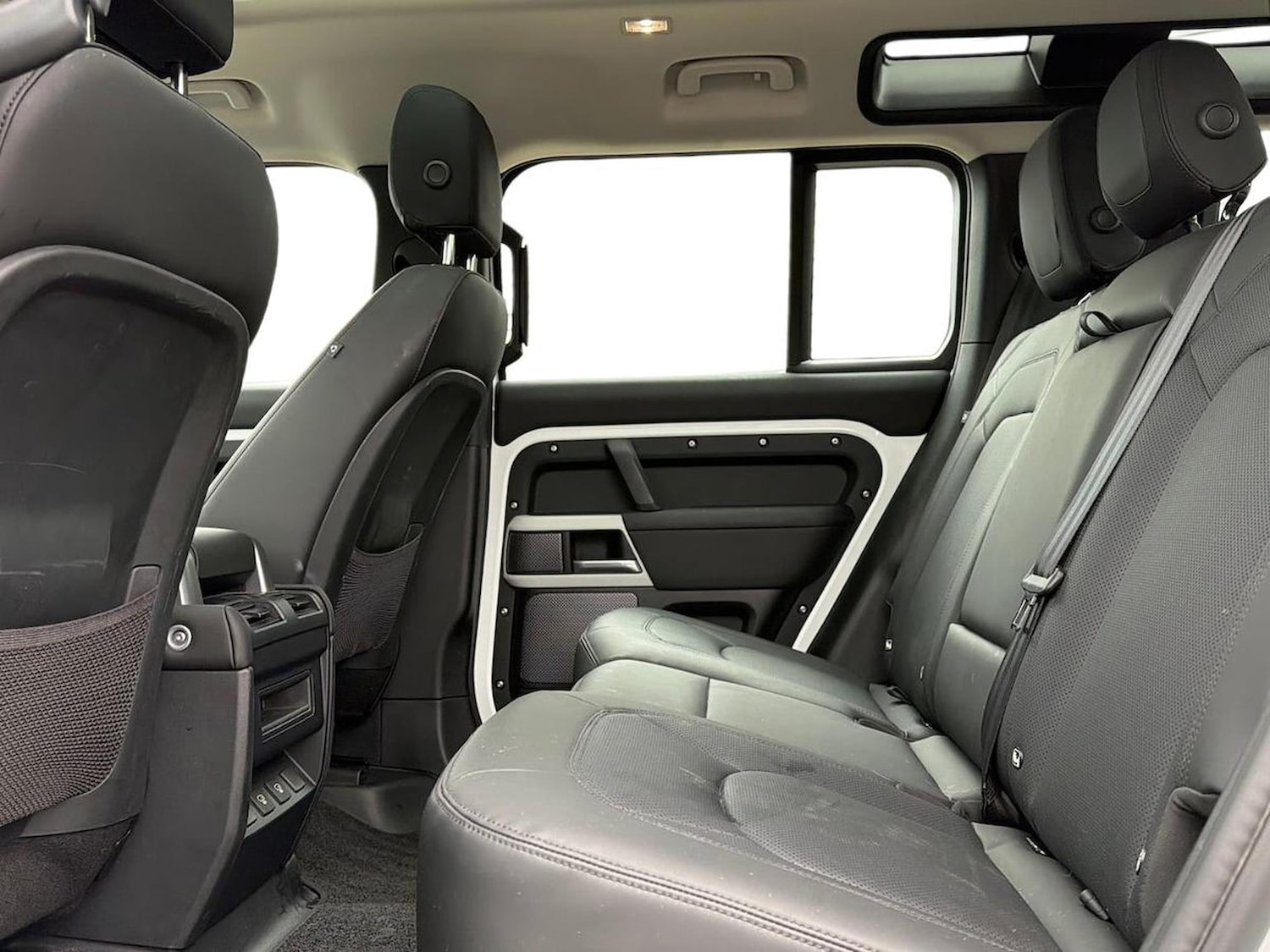 Used Land Rover Defender 2024 for sale - 78191661: Photo 6