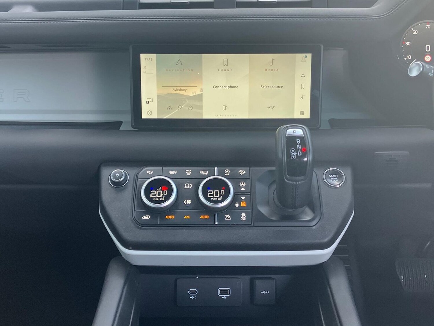 Used Land Rover Defender 2024 for sale - 78106299: Photo 16