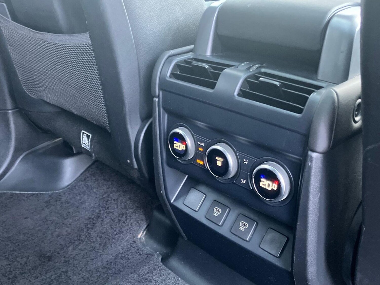 Used Land Rover Defender 2024 for sale - 78106299: Photo 20