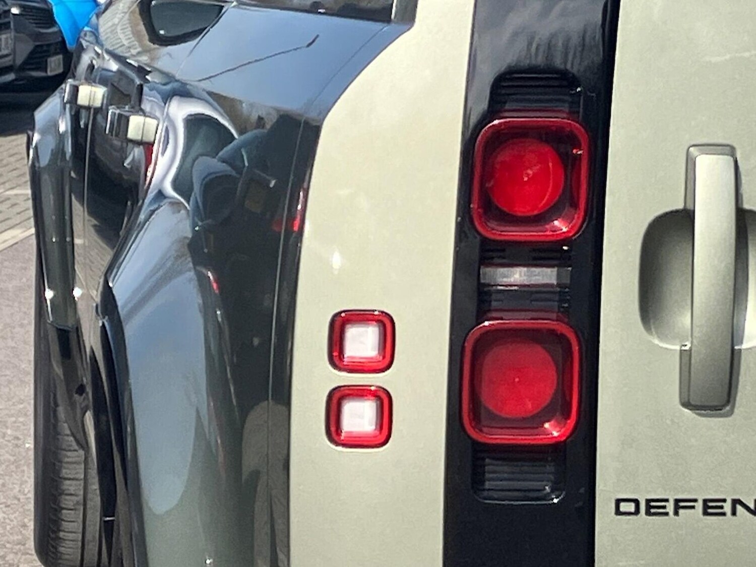 Used Land Rover Defender 2024 for sale - 78106299: Photo 21