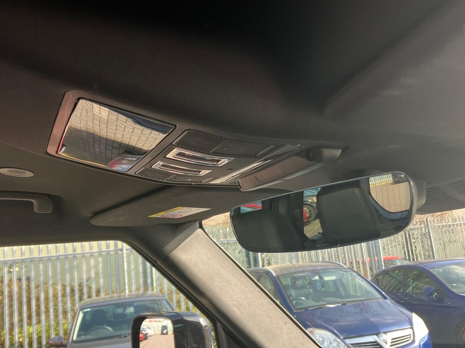 Used Land Rover Defender 2024 for sale - 78106299: Photo 25