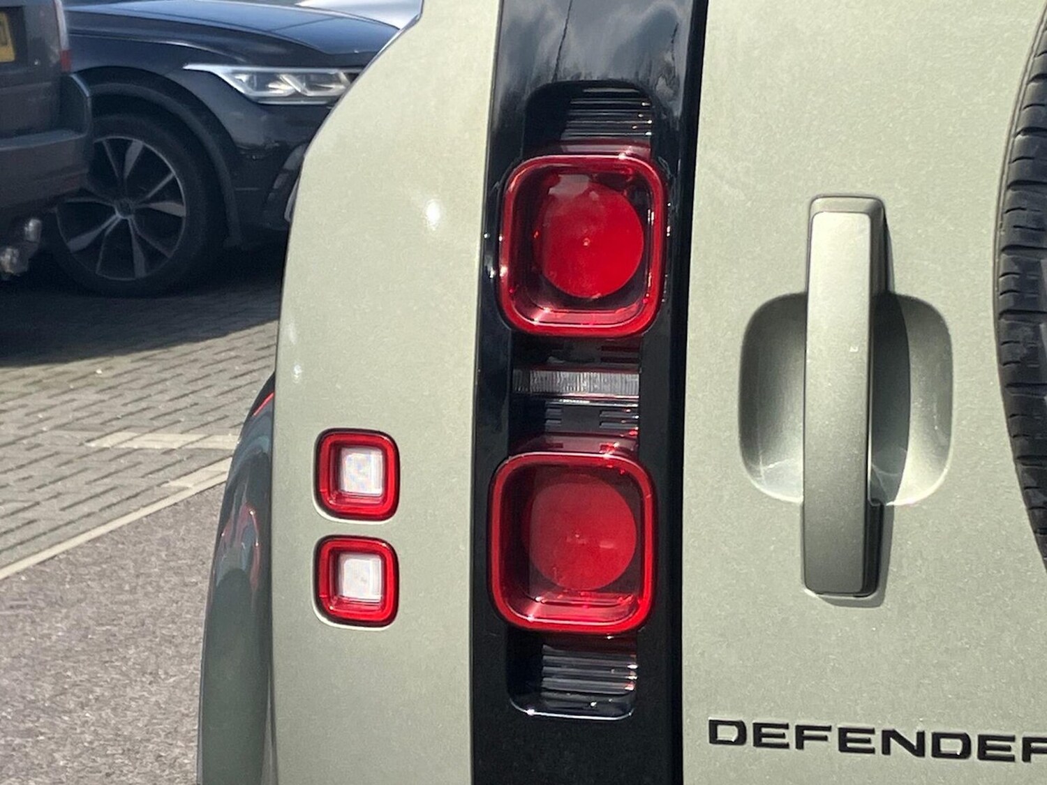 Used Land Rover Defender 2024 for sale - 78106299: Photo 28