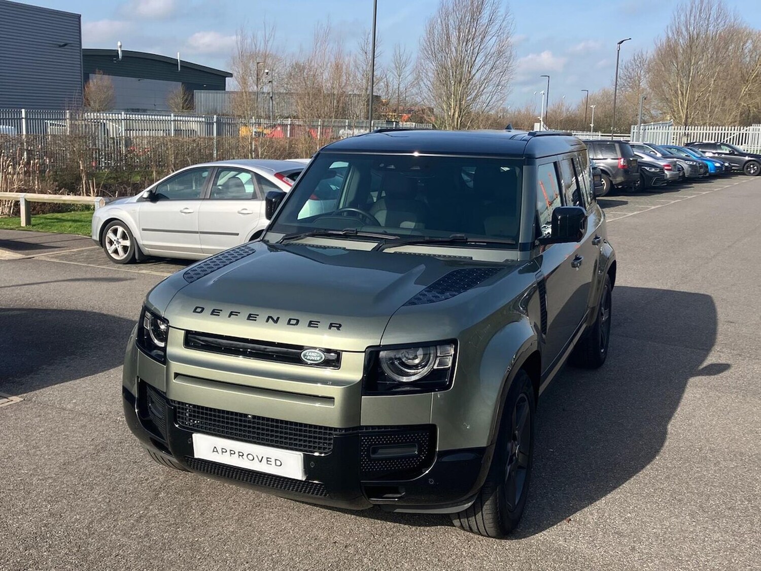 Used Land Rover Defender 2024 for sale - 78106299: Photo 31