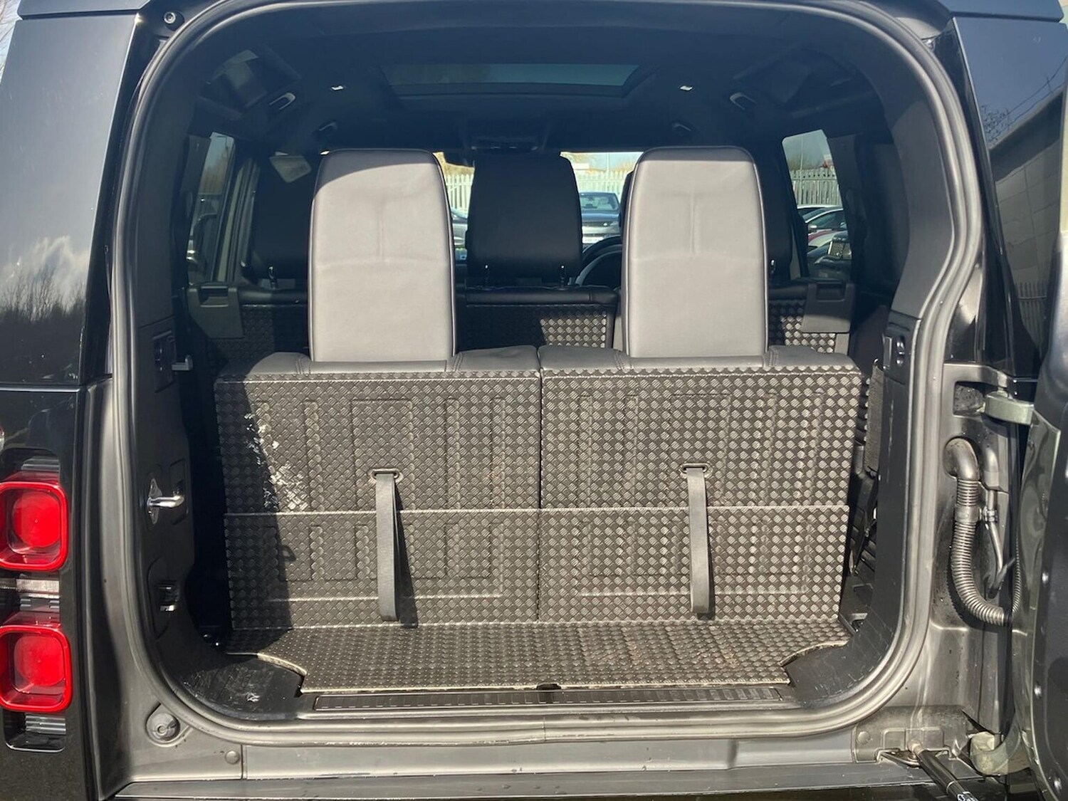 Used Land Rover Defender 2024 for sale - 78106299: Photo 35