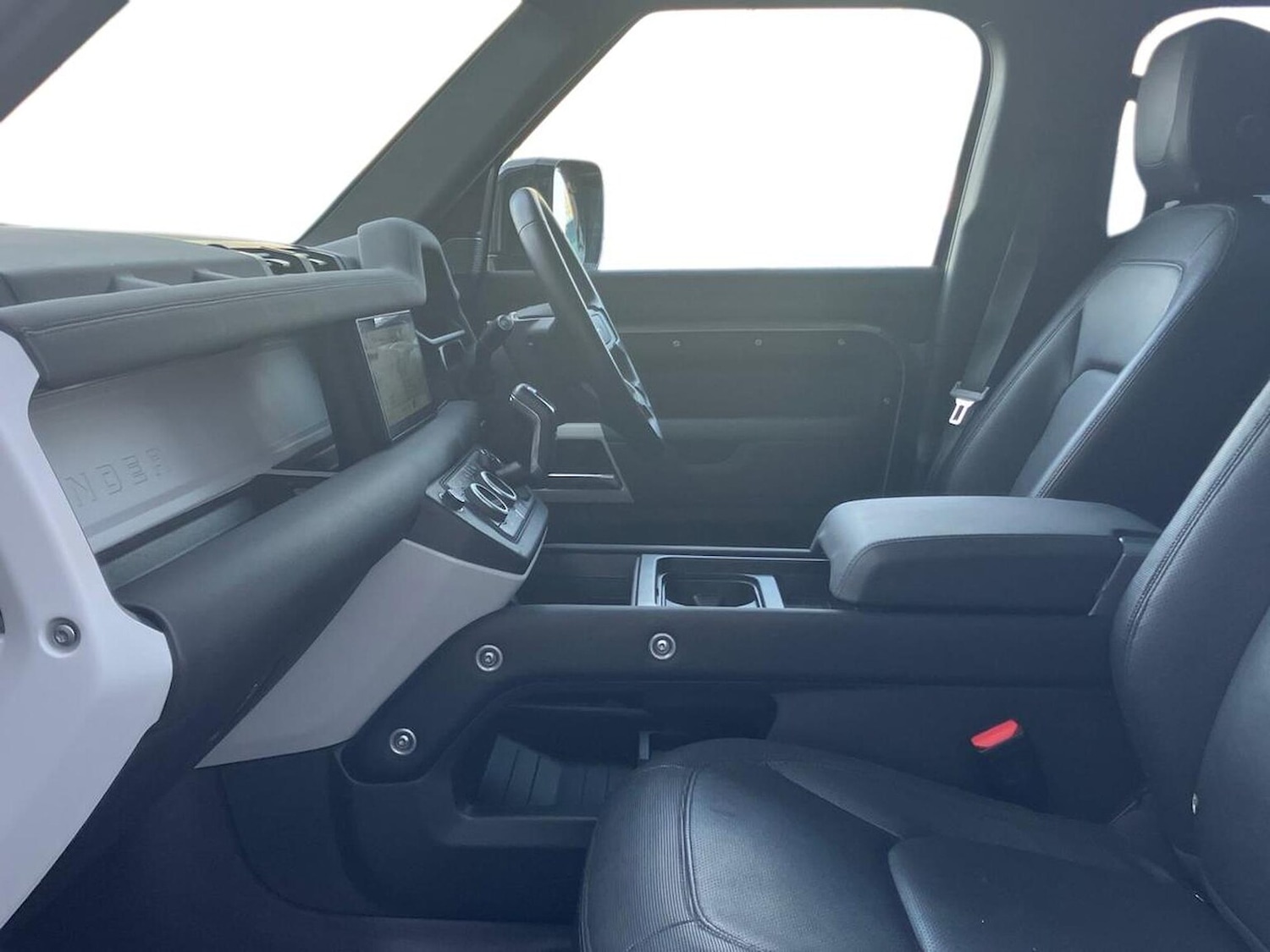 Used Land Rover Defender 2024 for sale - 78106299: Photo 5