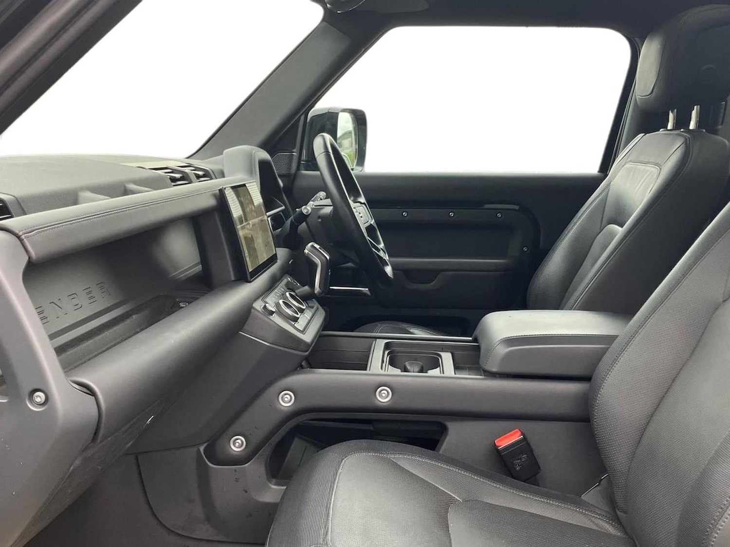 Used Land Rover Defender 2023 for sale - 78191744: Photo 5