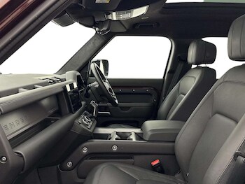 Used Land Rover Defender 2024 for sale - 78310590: Photo