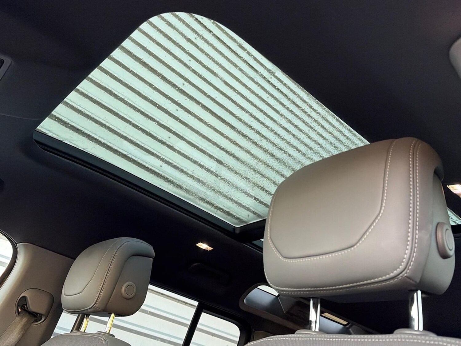 Used Land Rover Defender 2023 for sale - 77488137: Photo 21