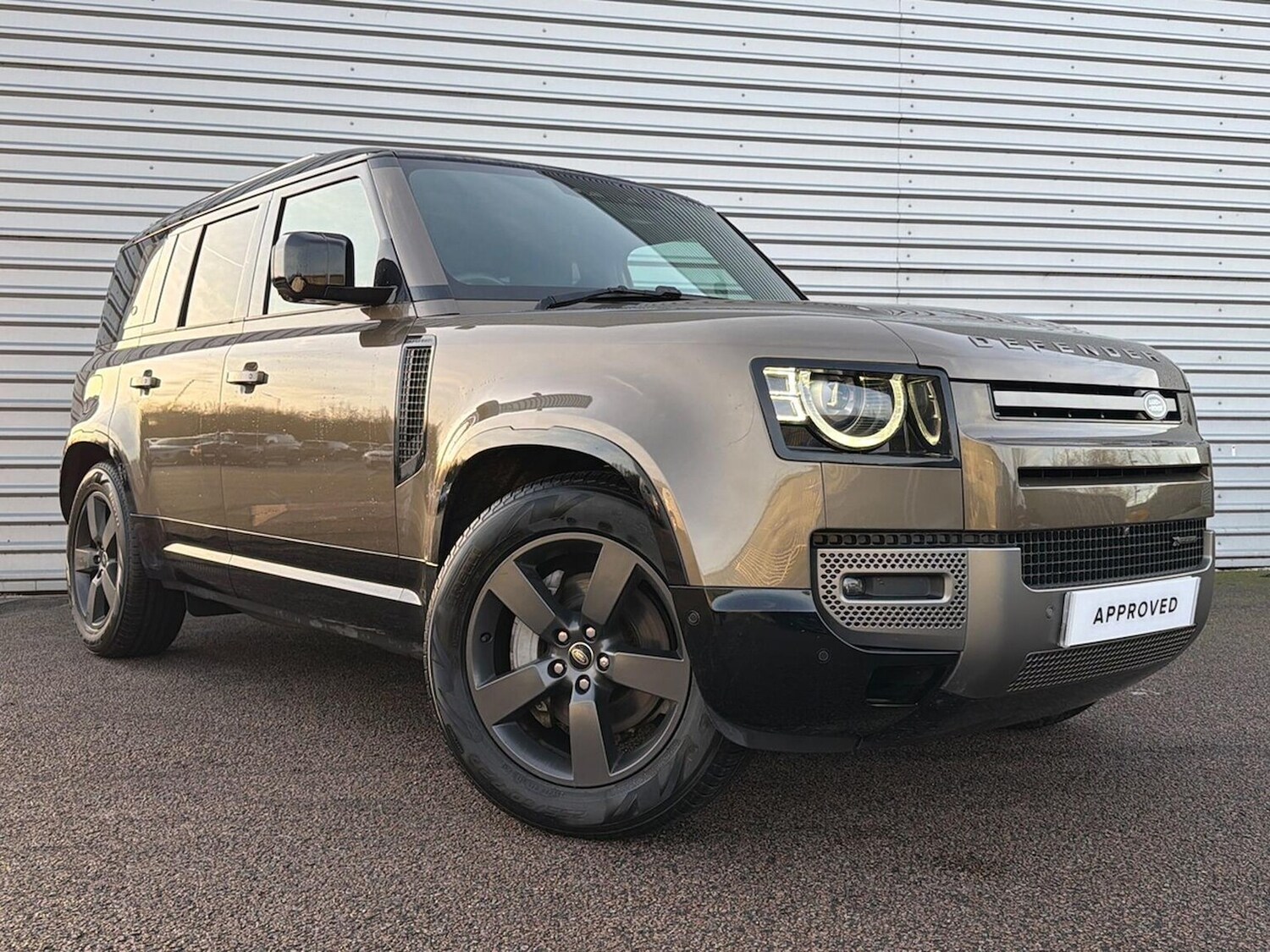 Used Land Rover Defender 2023 for sale - 77488137: Photo 27