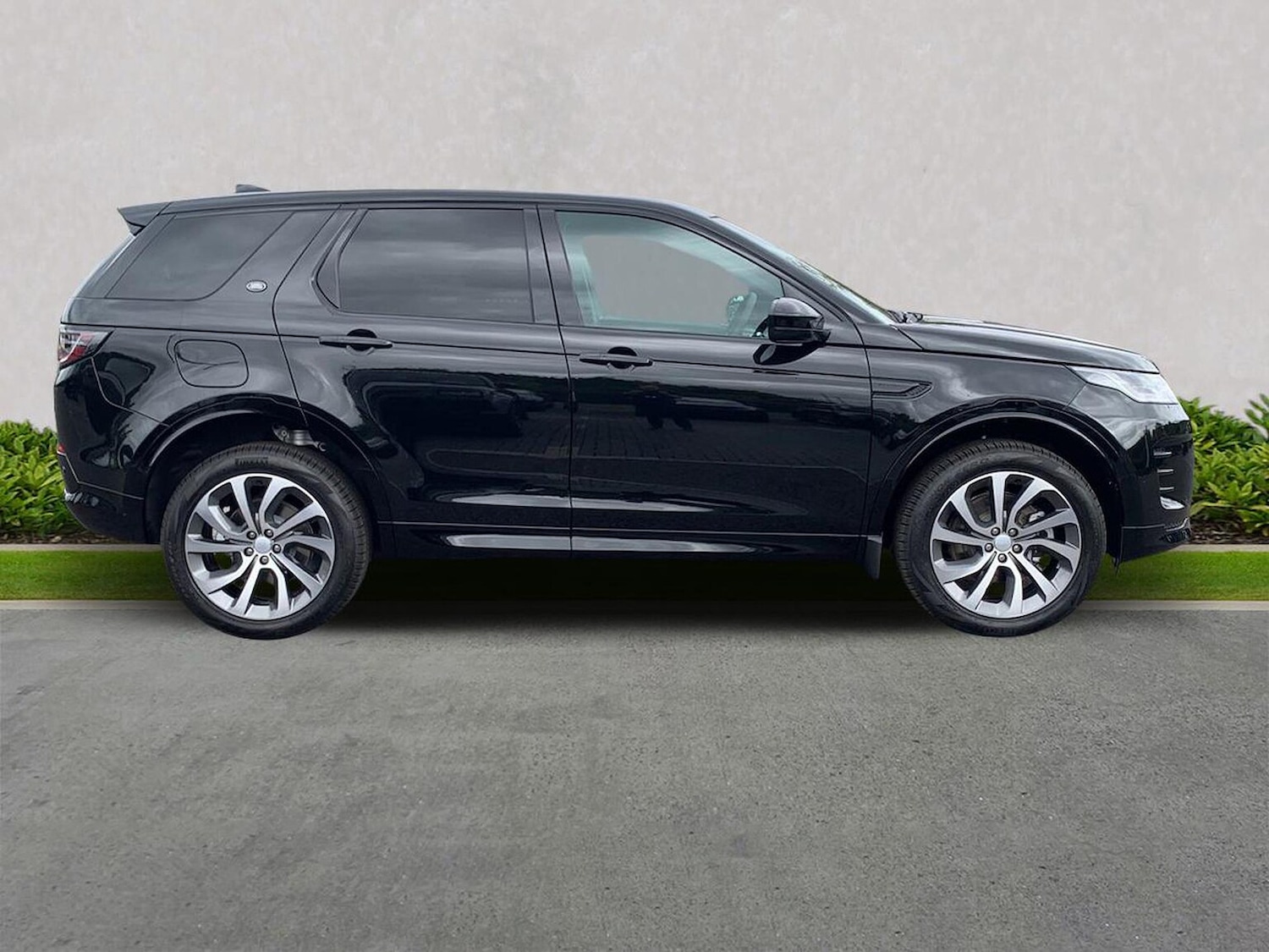 Used Land Rover Discovery Sport 2025 for sale - 77489398: Photo 5