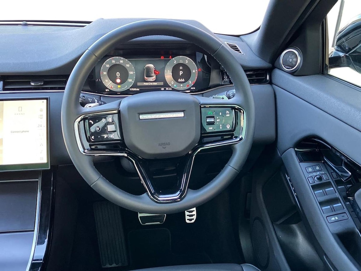 Used Land Rover Range Rover Evoque 2025 for sale - 77807304: Photo 15