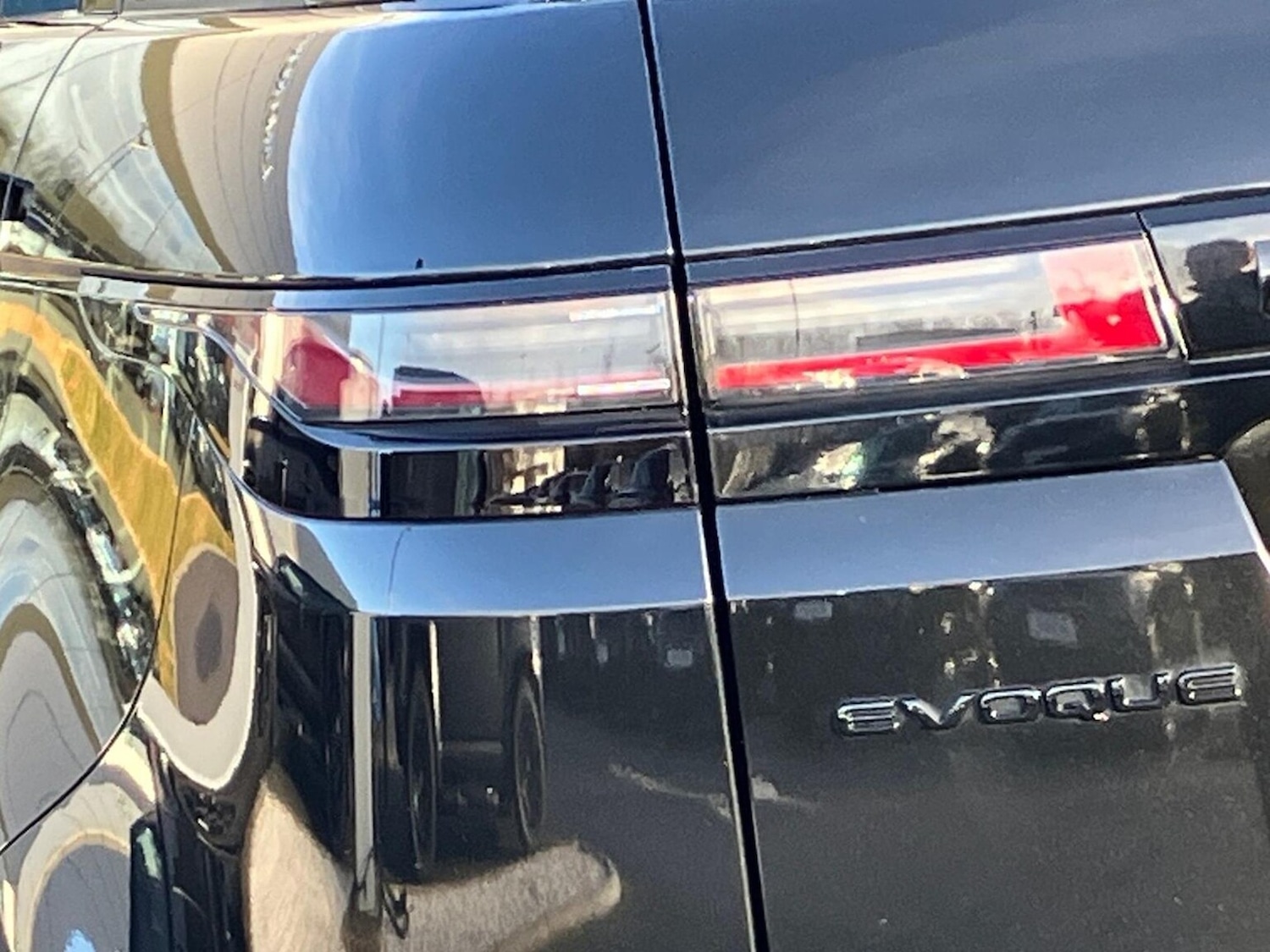 Used Land Rover Range Rover Evoque 2025 for sale - 77807304: Photo 19