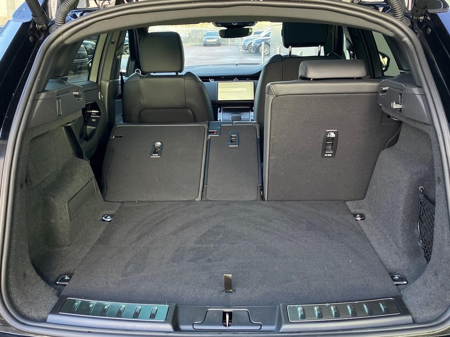 Used Land Rover Range Rover Evoque 2025 for sale - 77807304: Photo 35