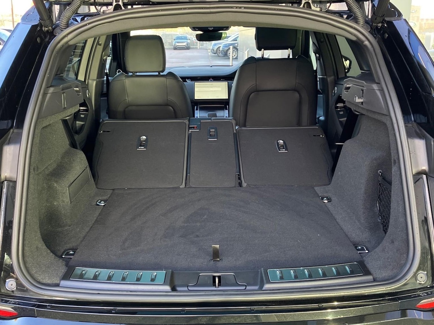 Used Land Rover Range Rover Evoque 2025 for sale - 77807304: Photo 36