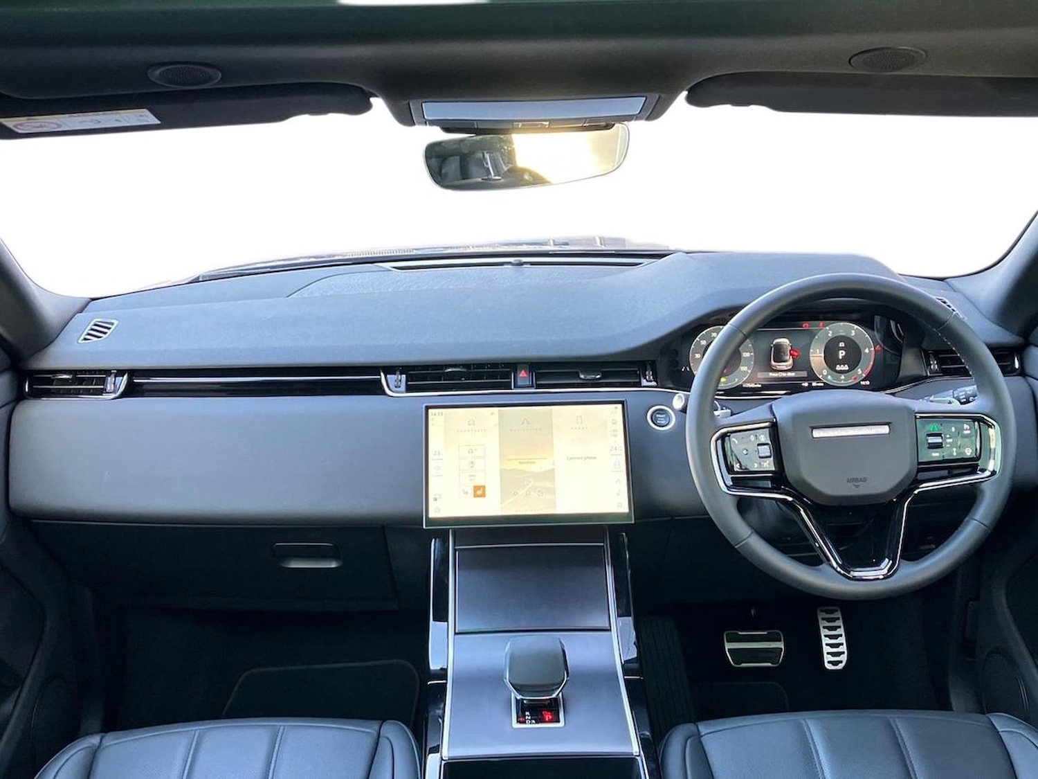 Used Land Rover Range Rover Evoque 2025 for sale - 77807304: Photo 9