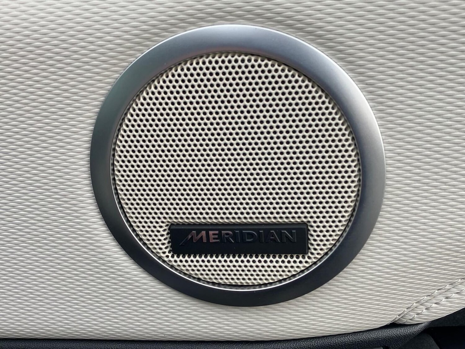 Used Land Rover Discovery 2023 for sale - 76547753: Photo 24