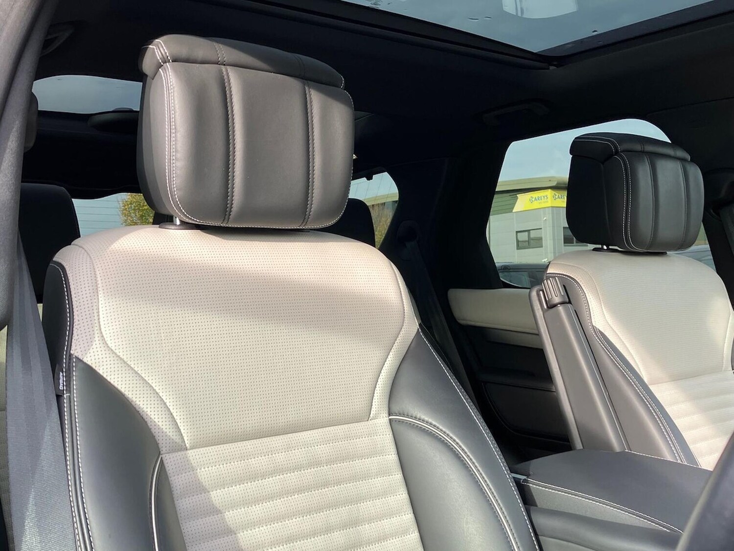 Used Land Rover Discovery 2023 for sale - 76547753: Photo 30