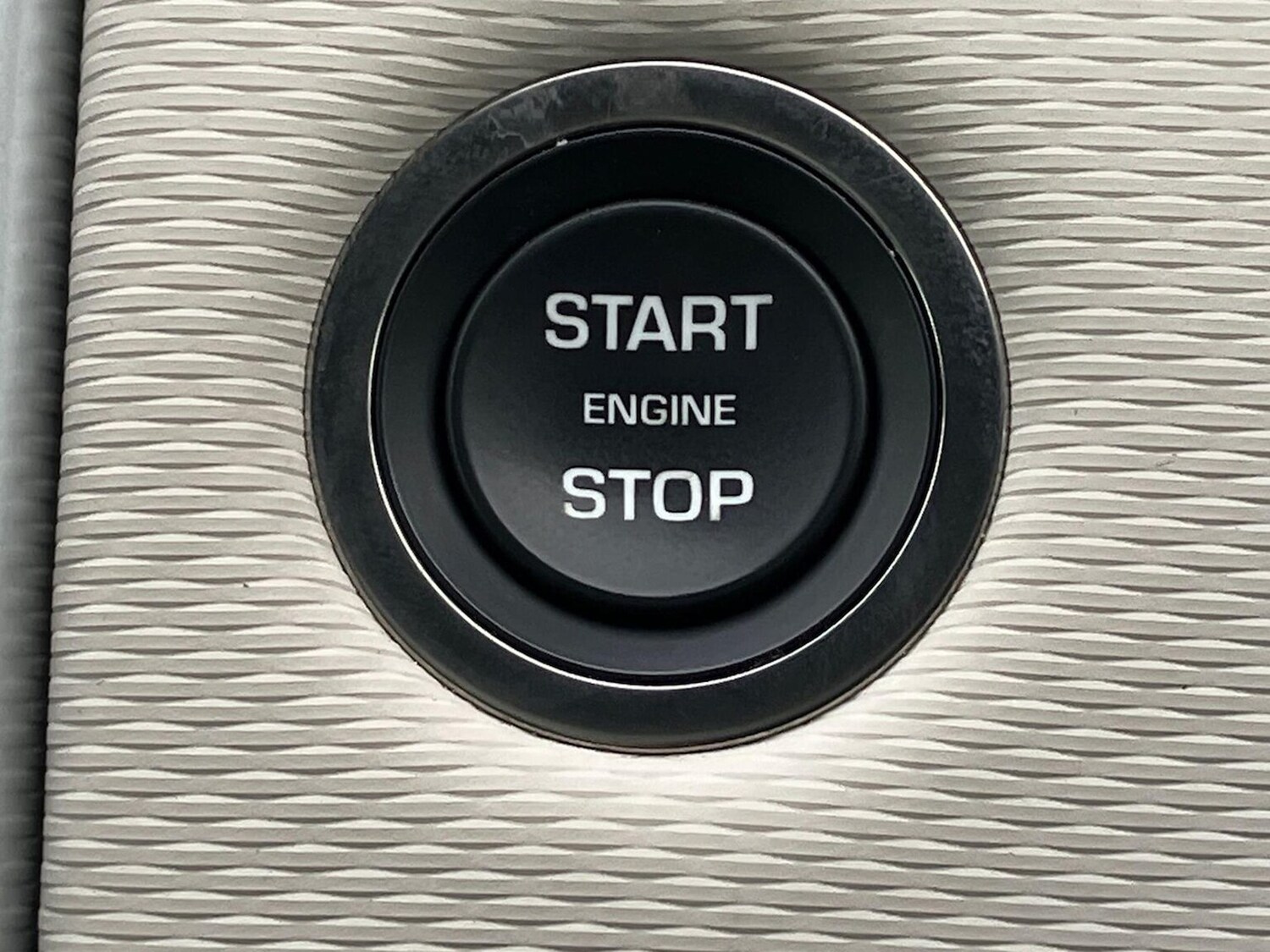 Used Land Rover Discovery 2023 for sale - 76547753: Photo 37