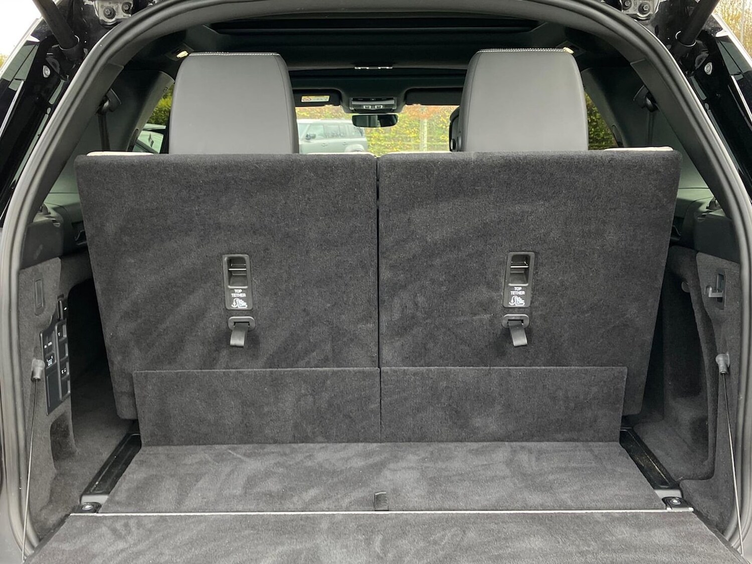 Used Land Rover Discovery 2023 for sale - 76547753: Photo 42