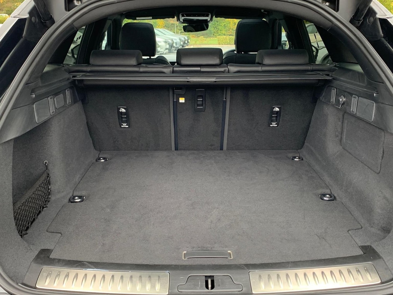 Used Land Rover Range Rover Velar 2025 for sale - 76403448: Photo 10