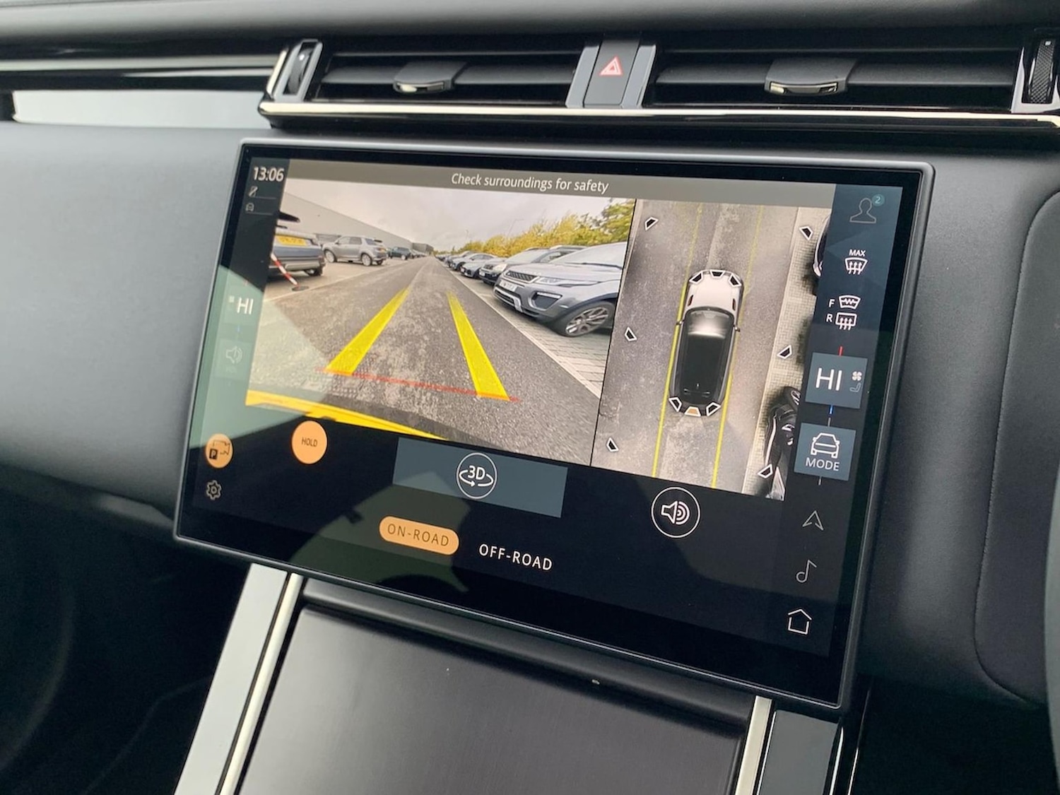 Used Land Rover Range Rover Velar 2025 for sale - 76403448: Photo 12