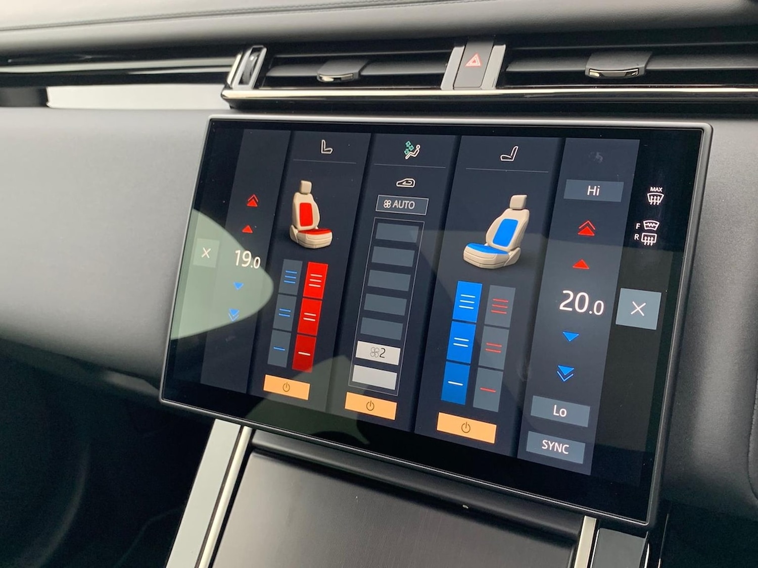 Used Land Rover Range Rover Velar 2025 for sale - 76403448: Photo 34