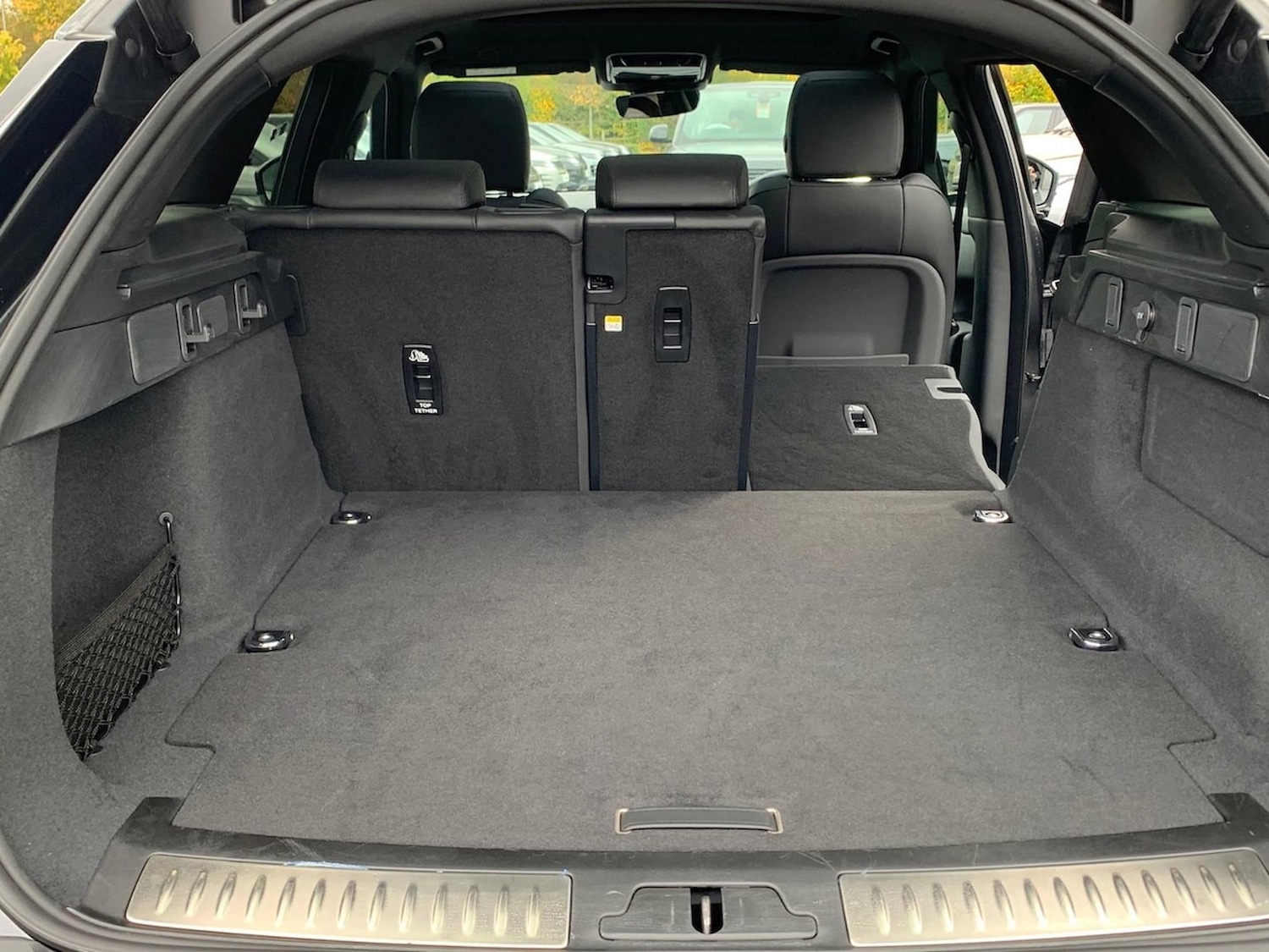 Used Land Rover Range Rover Velar 2025 for sale - 76403448: Photo 37