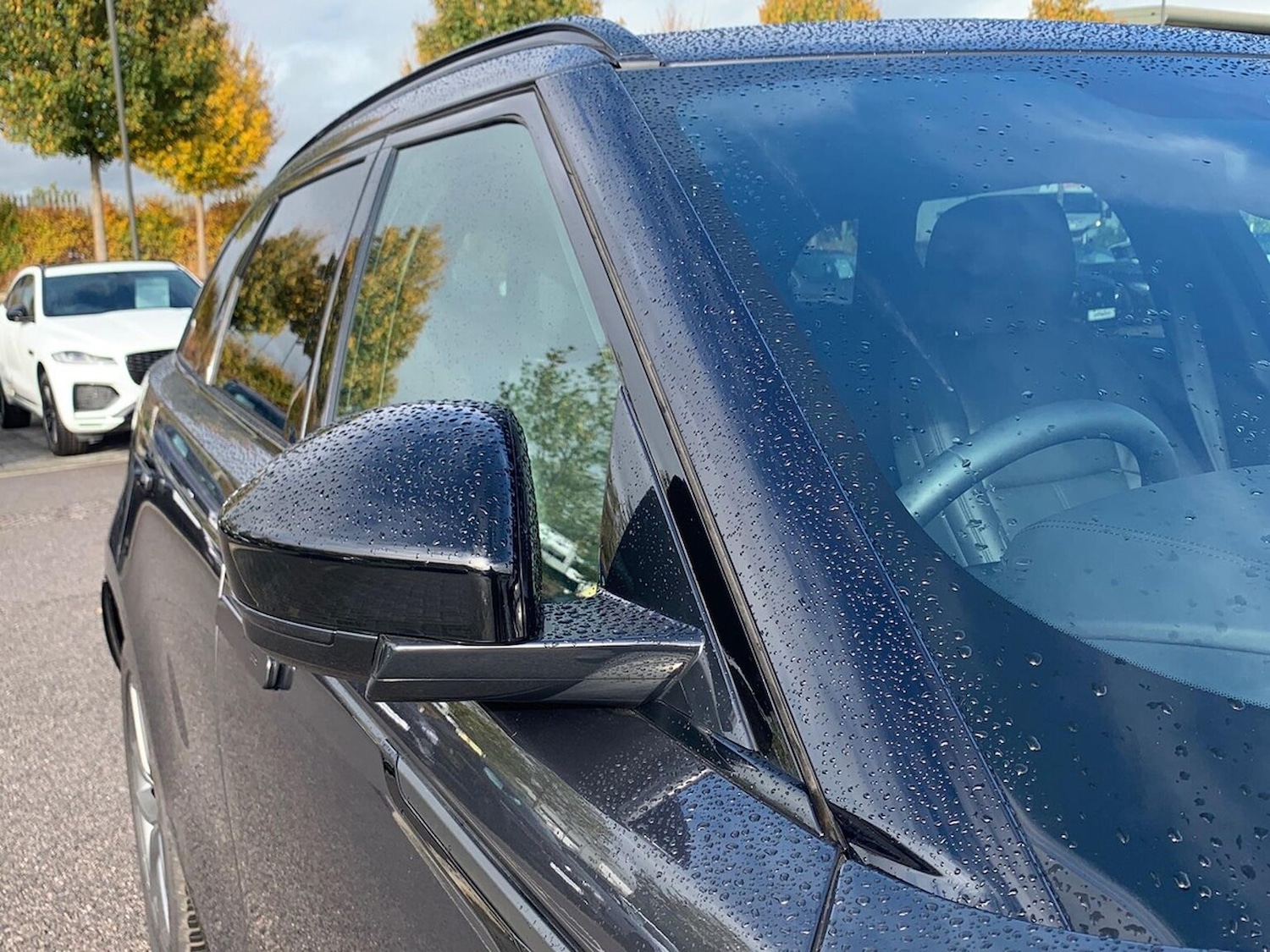 Used Land Rover Range Rover Velar 2025 for sale - 76403448: Photo 40