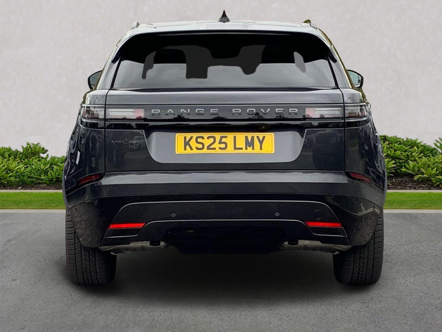 Used Land Rover Range Rover Velar 2025 for sale - 76403448: Photo 6