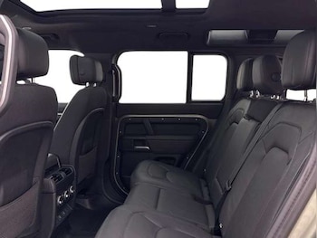 Used Land Rover Defender 2024 for sale - 78310643: Photo