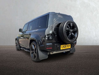 Used Land Rover Defender 2026 for sale - 79547762: Photo