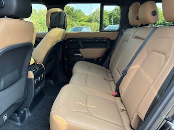 Used Land Rover Defender 2026 for sale - 79547762: Photo