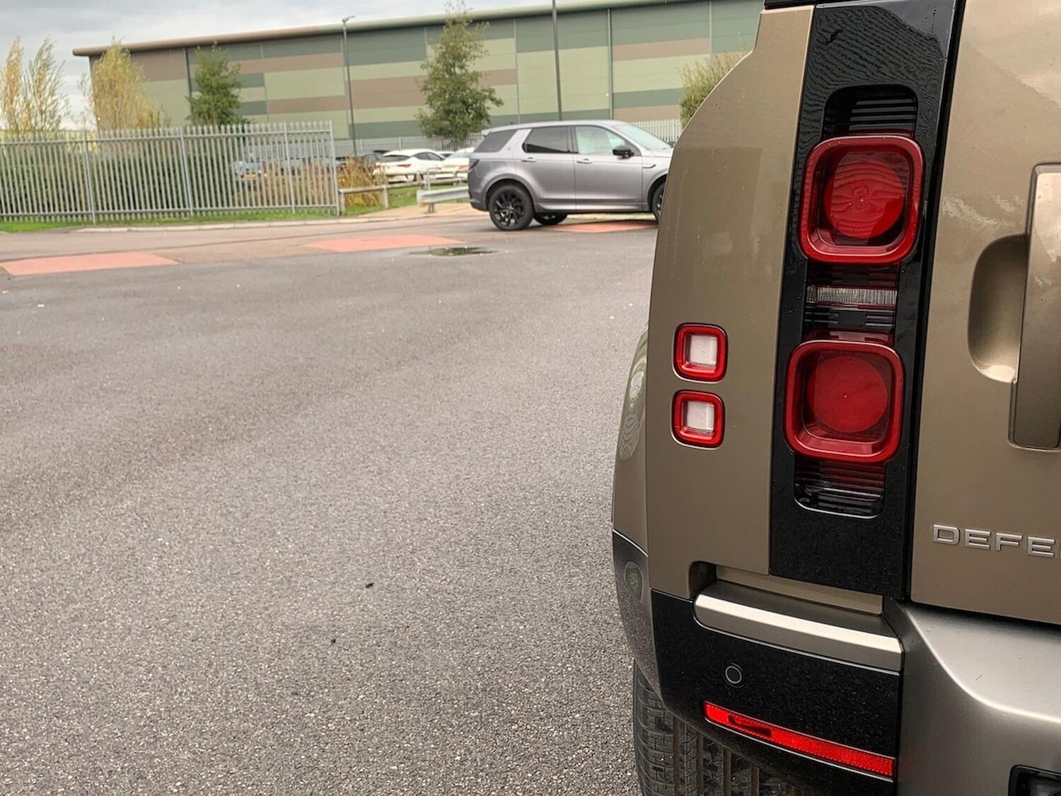 Used Land Rover Defender 2024 for sale - 75956584: Photo 26