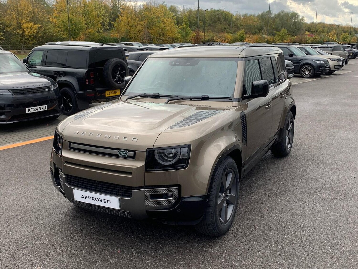 Used Land Rover Defender 2024 for sale - 75956584: Photo 34