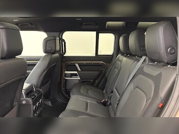 Used Land Rover Defender 2024 for sale - 75956584: Photo