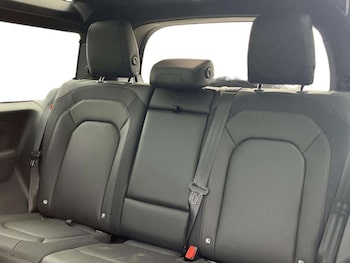 Used Land Rover Defender 2023 for sale - 78310366: Photo