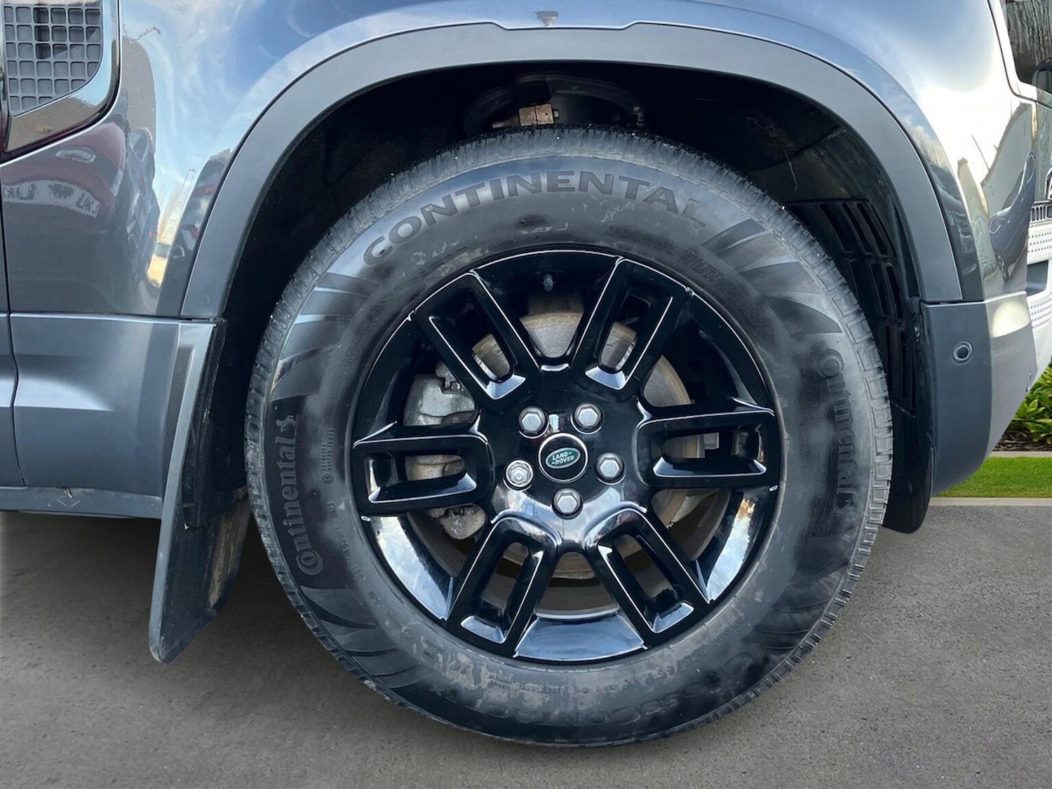 Used Land Rover Defender 2023 for sale - 78145914: Photo 10