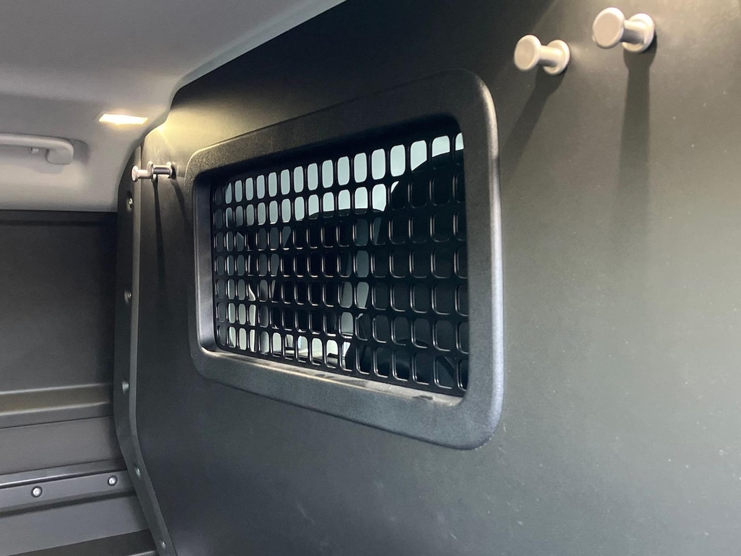 Used Land Rover Defender 2023 for sale - 78145914: Photo 20