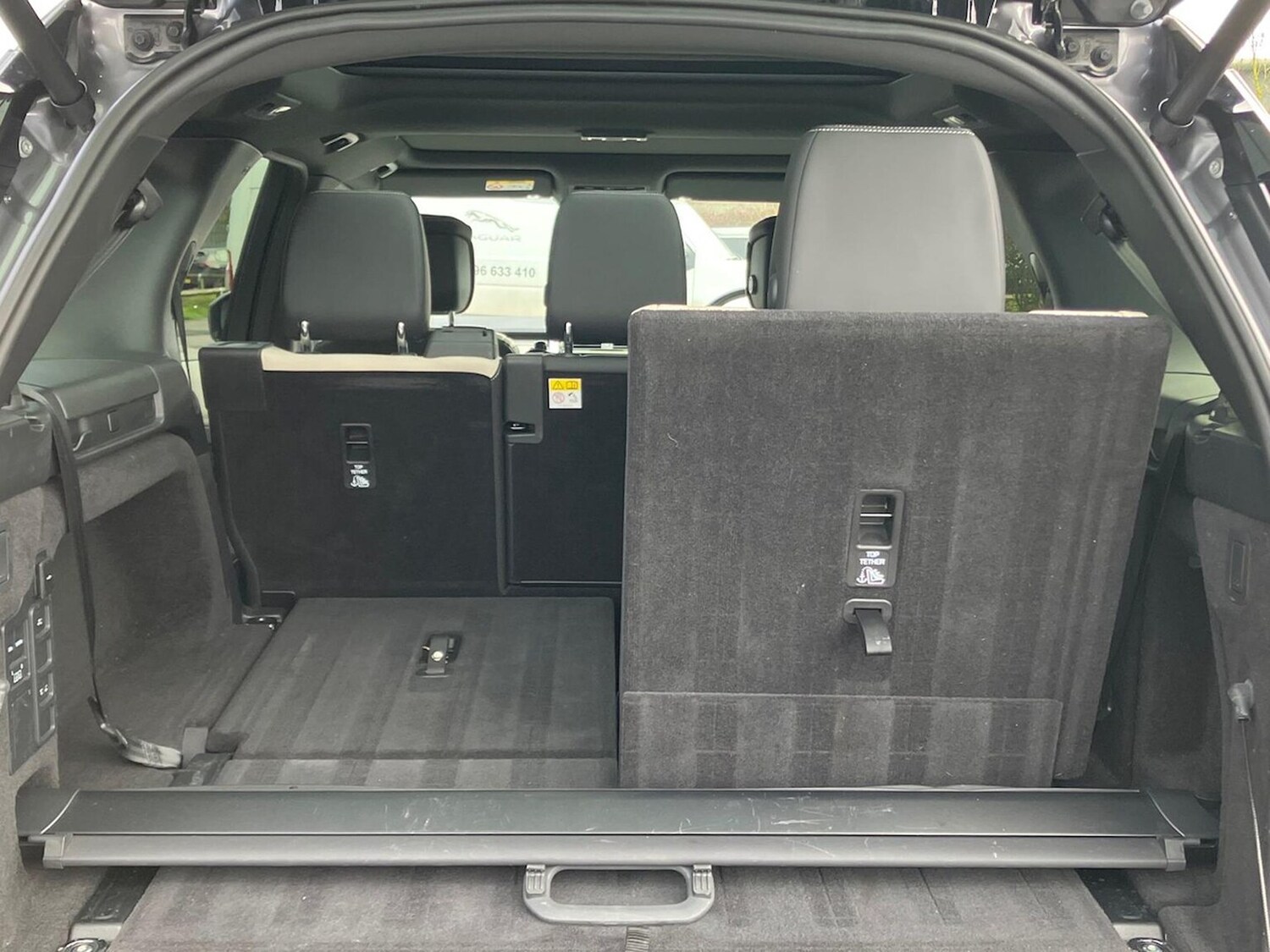 Used Land Rover Discovery 2023 for sale - 77845309: Photo 30