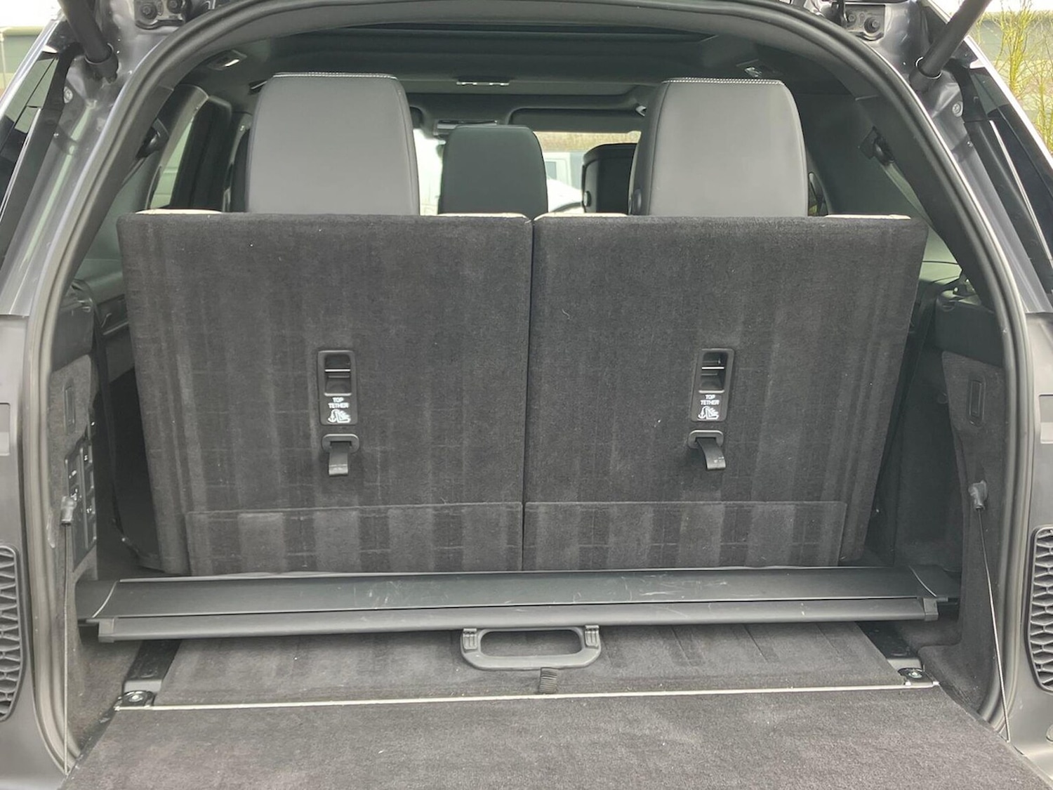 Used Land Rover Discovery 2023 for sale - 77845309: Photo 31