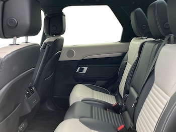 Used Land Rover Discovery 2023 for sale - 77845309: Photo