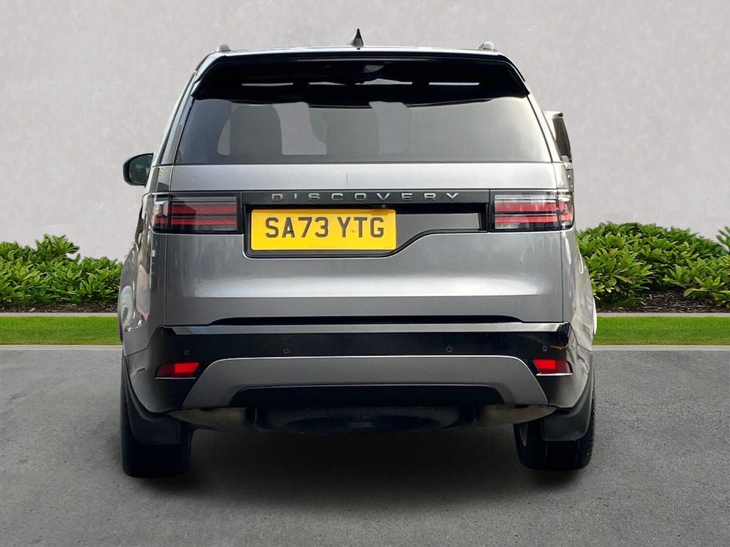 Used Land Rover Discovery 2023 for sale - 77845309: Photo 6