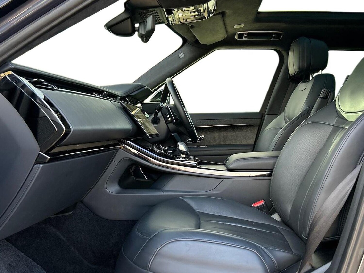 Used Land Rover Range Rover Sport 2023 for sale - 76655842: Photo 3