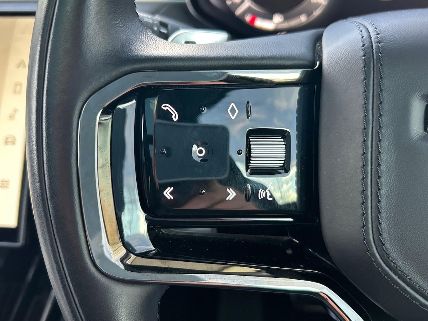 Used Land Rover Range Rover Sport 2023 for sale - 76655842: Photo 32