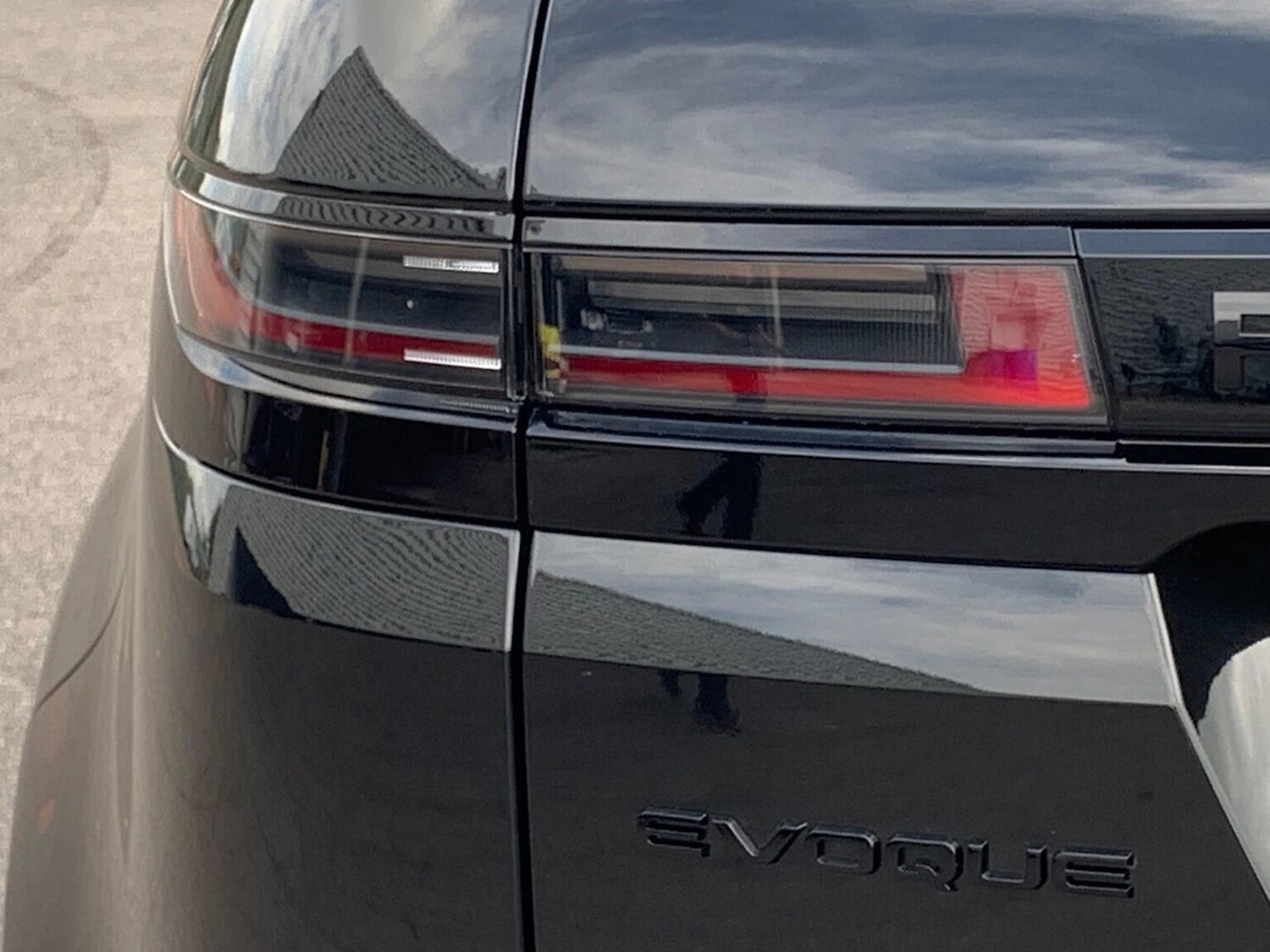 Used Land Rover Range Rover Evoque 2025 for sale - 76650258: Photo 26