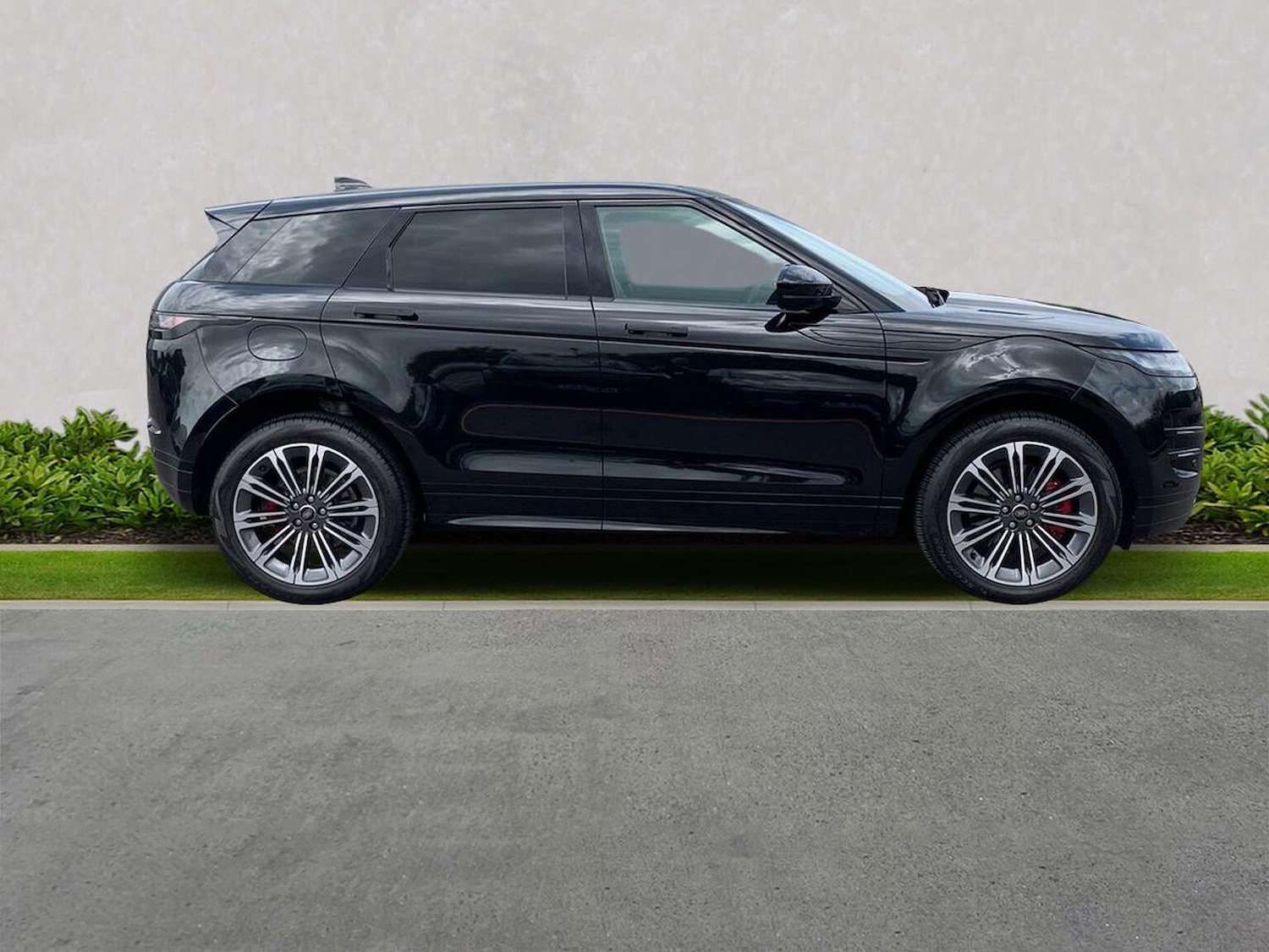 Used Land Rover Range Rover Evoque 2025 for sale - 76650258: Photo 5