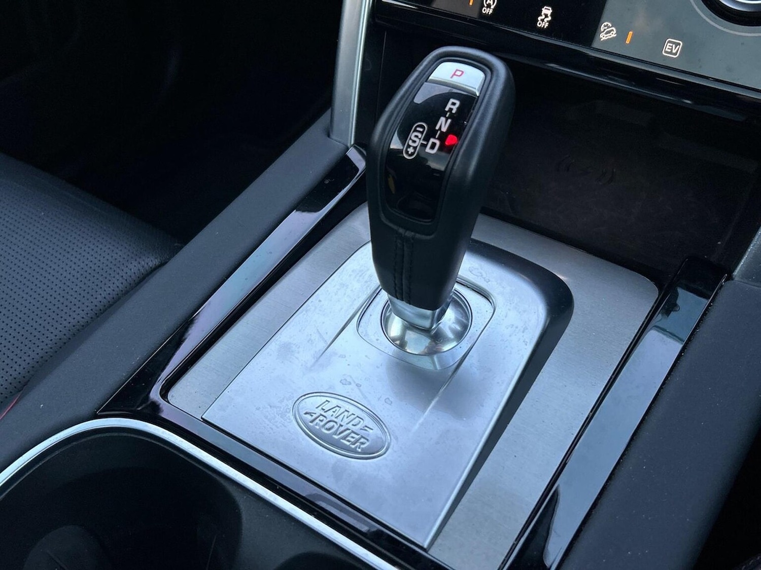 Used Land Rover Discovery Sport 2022 for sale - 76807552: Photo 13