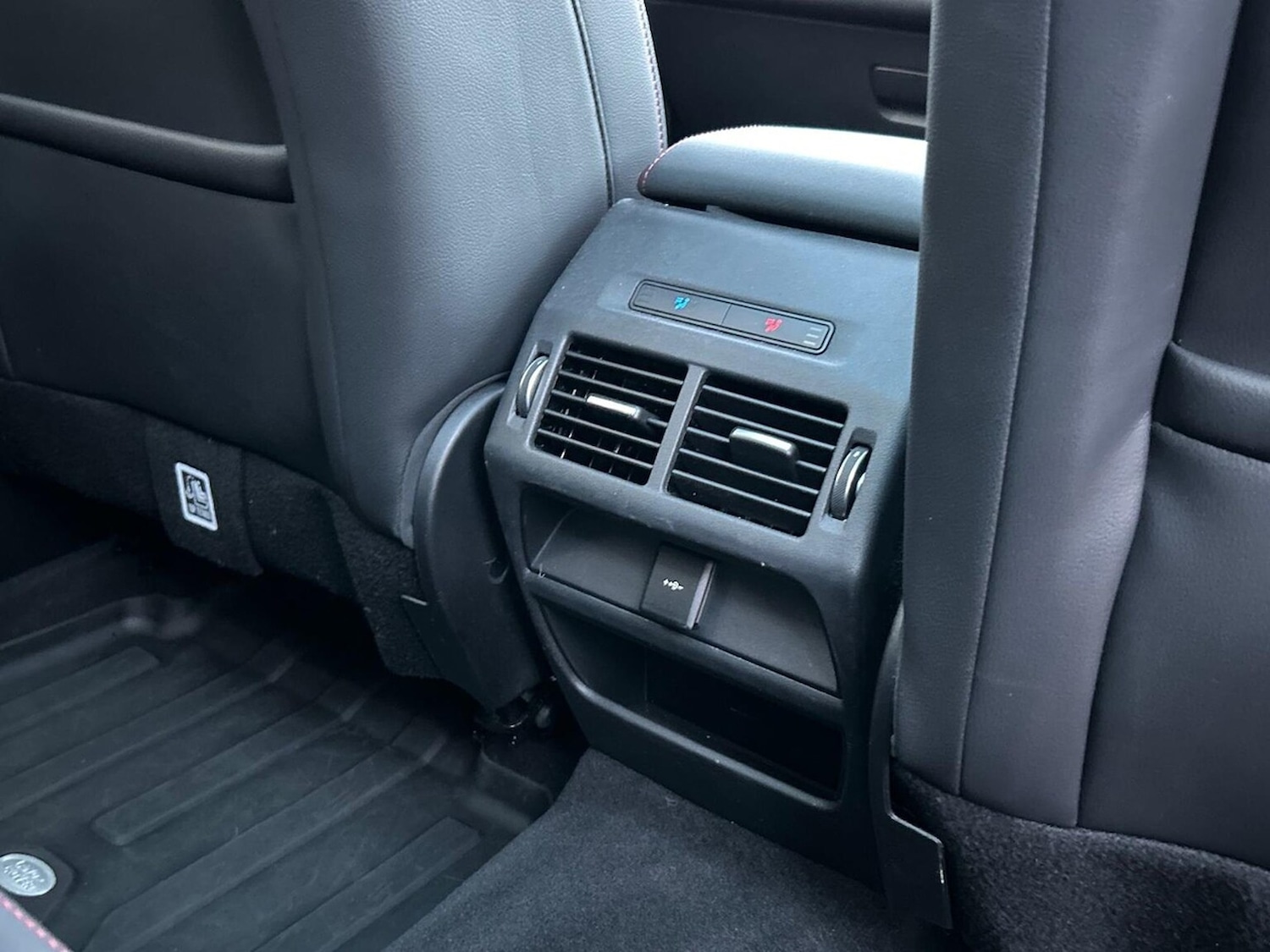 Used Land Rover Discovery Sport 2022 for sale - 76807552: Photo 18