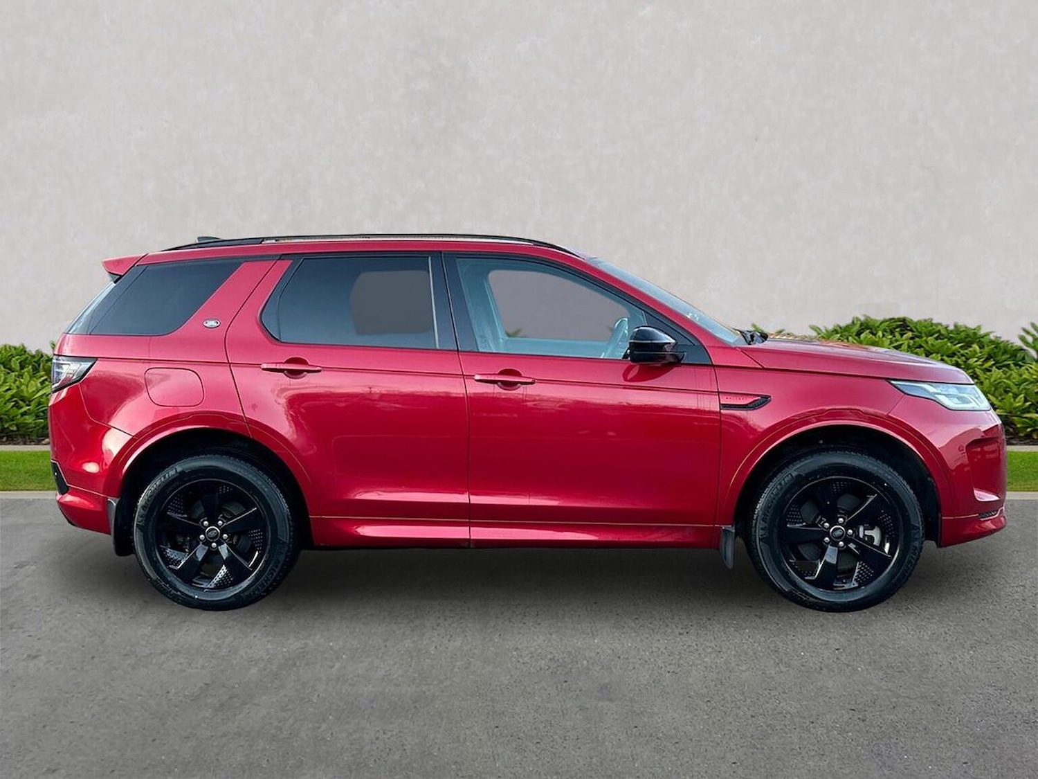 Used Land Rover Discovery Sport 2022 for sale - 76807552: Photo 5